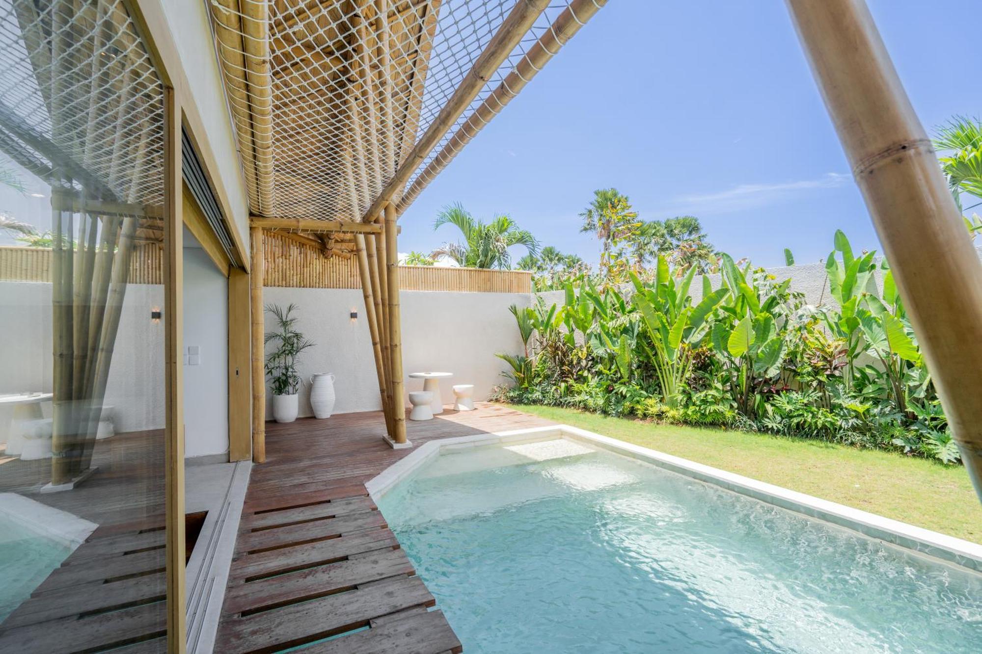 Villa Sunset Bamboo - 3Br Villa In Kerobokan Exterior foto
